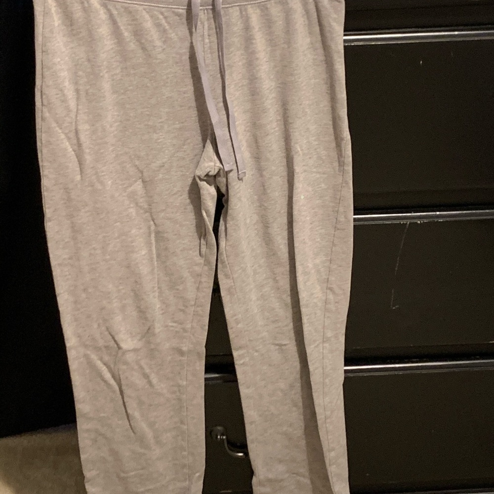Sweatpants♡︎ - Picture 2 of 3